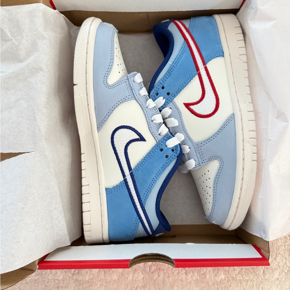 Nike Blue and White High-Top Sneakers